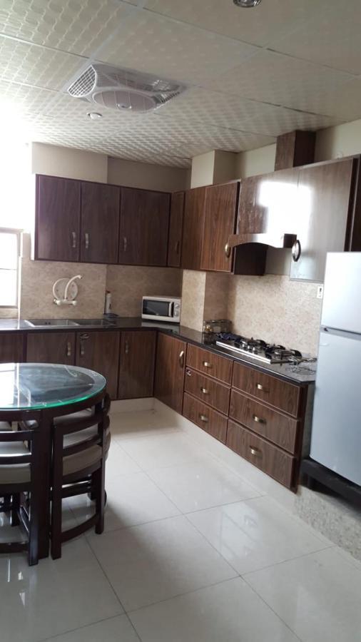 • Faizi Furnished Apartments Faisalabad Exteriör bild